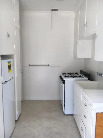 220 N San Mateo Drive 8, San Mateo, California 94401