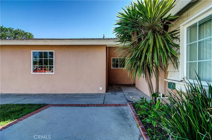 1426 W Cruces Street, Wilmington, California 90744