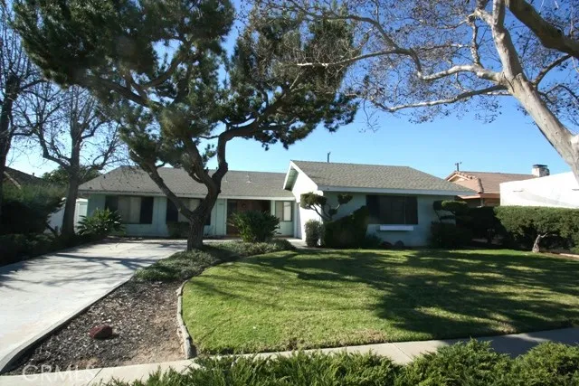 2941 Firethorne Avenue, Fullerton, California 92835
