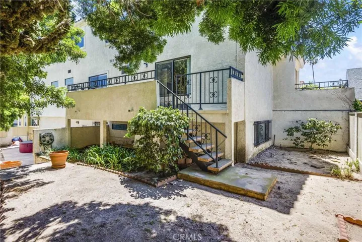 220 S Helberta Avenue G, Redondo Beach, California 90277