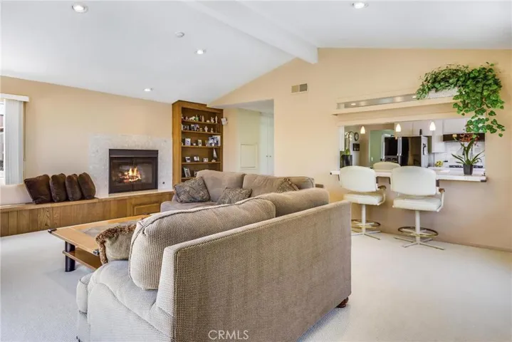 220 S Helberta Avenue G, Redondo Beach, California 90277