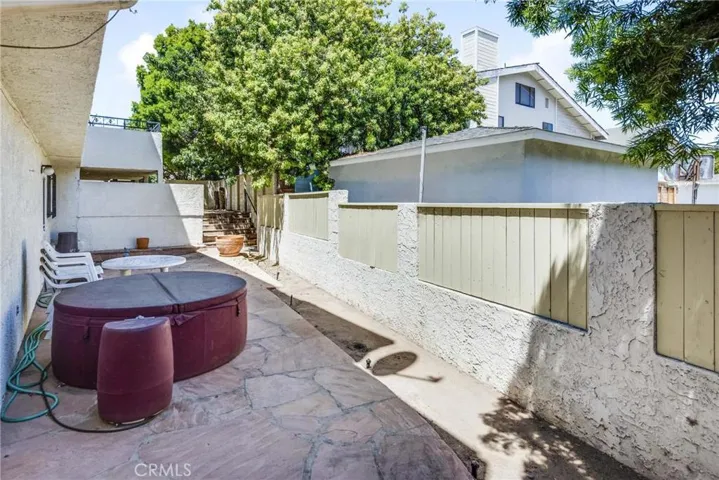 220 S Helberta Avenue G, Redondo Beach, California 90277