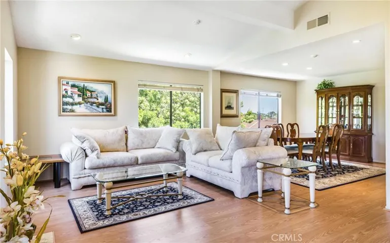 220 S Helberta Avenue G, Redondo Beach, California 90277