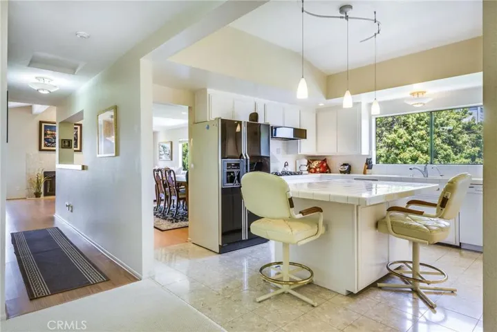 220 S Helberta Avenue G, Redondo Beach, California 90277