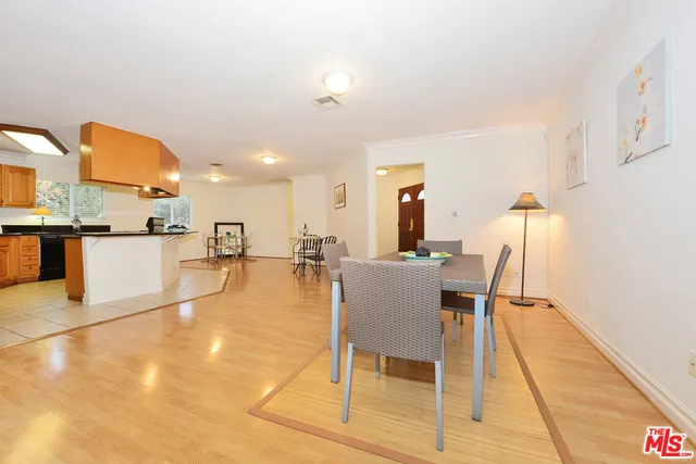 7866 Winnetka Avenue, Winnetka, California 91306