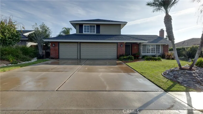 Welcome to 19682 Crestknoll