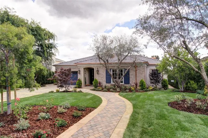 18 S Old Ranch Road, Arcadia, California 91007