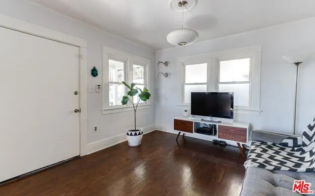 564 Meridian Terrace, Los Angeles, California 90042