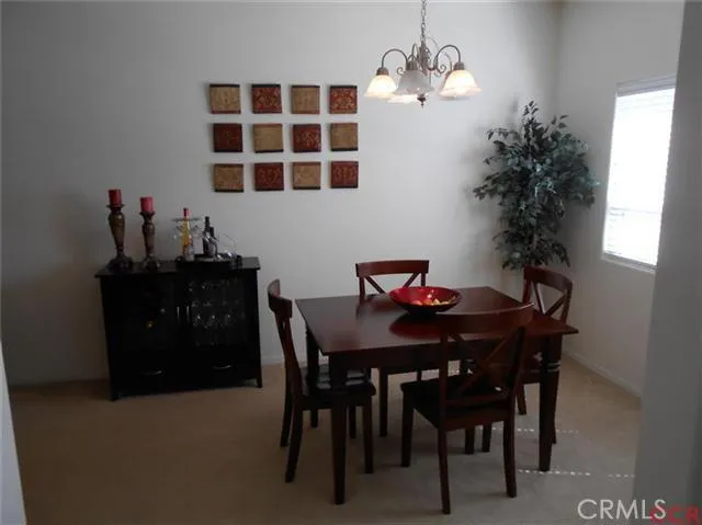 Dining room between kitchen and living room