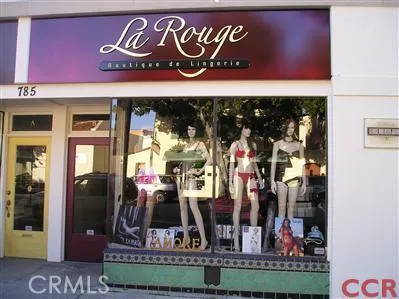 La Rouge, Lingerie Boutique