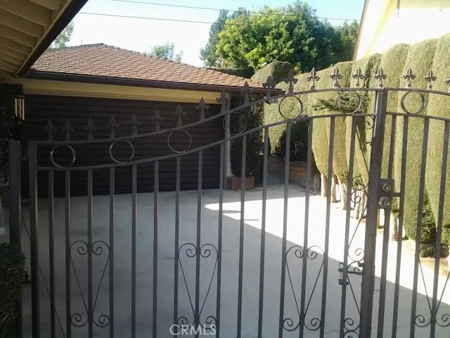 gated side yard