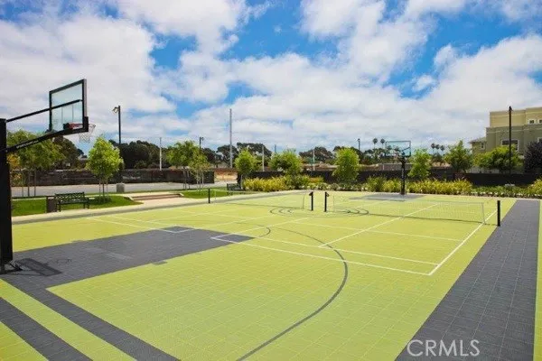 13029 Central Avenue 404, Hawthorne, California 90250