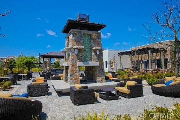 13029 Central Avenue 404, Hawthorne, California 90250