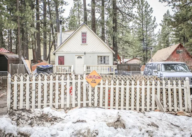 204 W Mojave Boulevard, Big Bear, California 92314