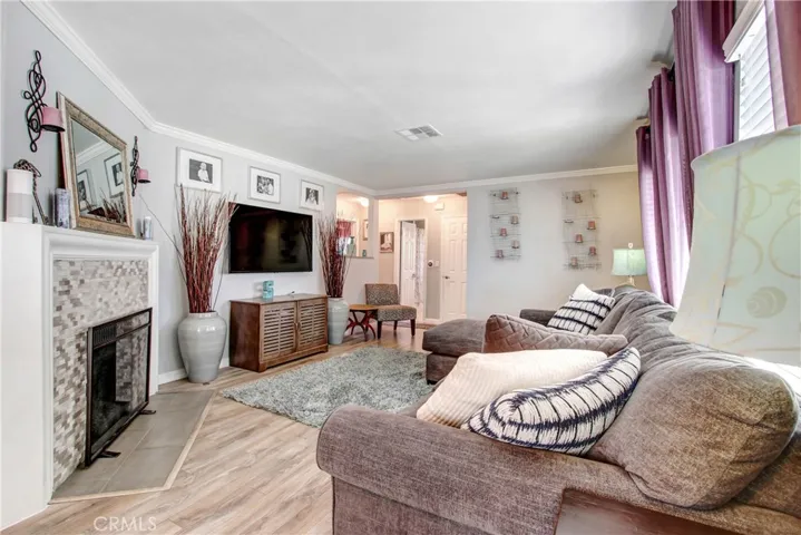 490 S Bedford Road, Orange, California 92868