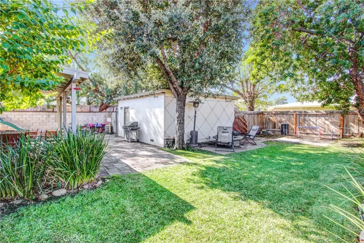 490 S Bedford Road, Orange, California 92868