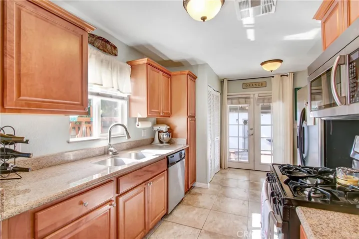 490 S Bedford Road, Orange, California 92868