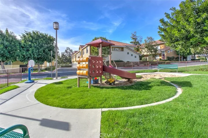 28494 Porsena Way, Lake Forest, California 92679