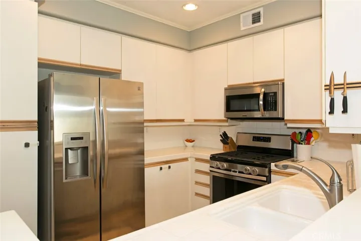 28494 Porsena Way, Lake Forest, California 92679