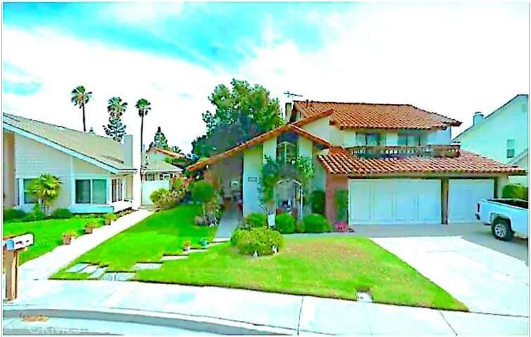 17752 Montezuma Circle, Fountain Valley, California 92708