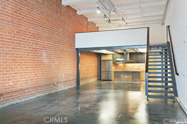120 S Hewitt Street 6, Los Angeles, California 90012