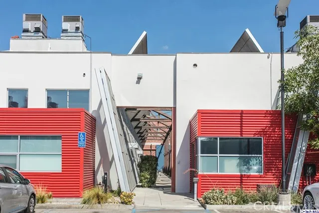 120 S Hewitt Street 6, Los Angeles, California 90012