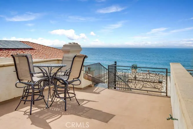 707 Esplanade A, Redondo Beach, California 90277
