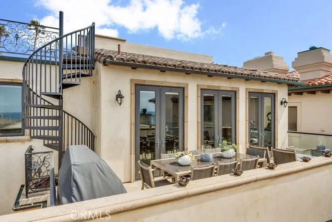 707 Esplanade A, Redondo Beach, California 90277