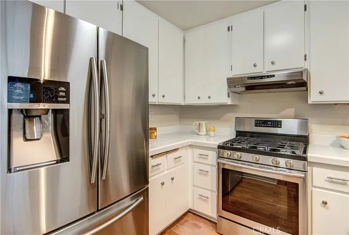 Newer 'high end' stainless appliances are ALL INCLUDED!