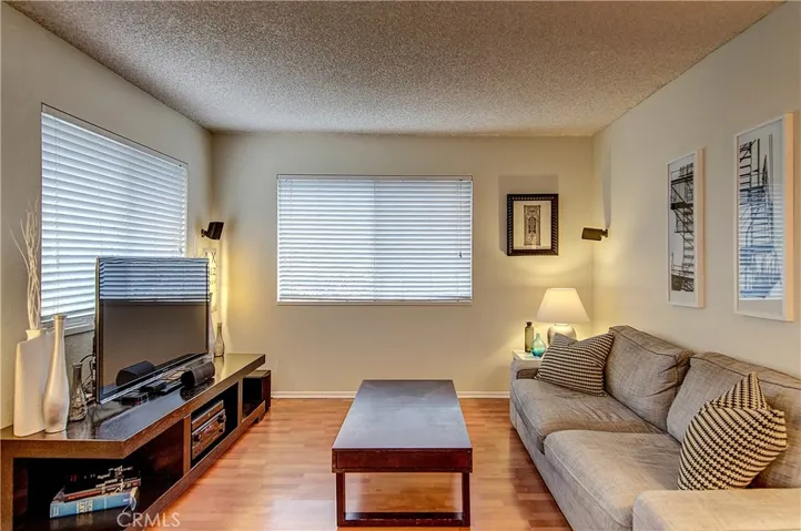 End unit penthouse, means this home lives bright, light and wide open!