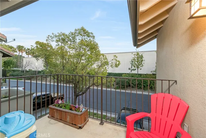 8200 E Oak Ridge Circle, Anaheim Hills, California 92808