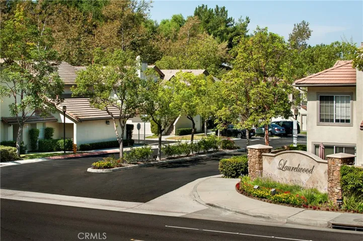 8200 E Oak Ridge Circle, Anaheim Hills, California 92808