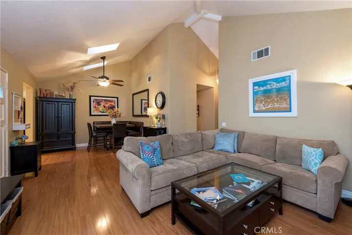 8200 E Oak Ridge Circle, Anaheim Hills, California 92808