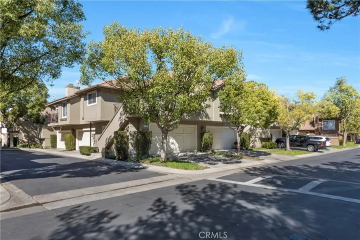 8200 E Oak Ridge Circle, Anaheim Hills, California 92808