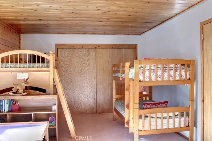 43422 Bow Canyon Road, Big Bear, California 92315