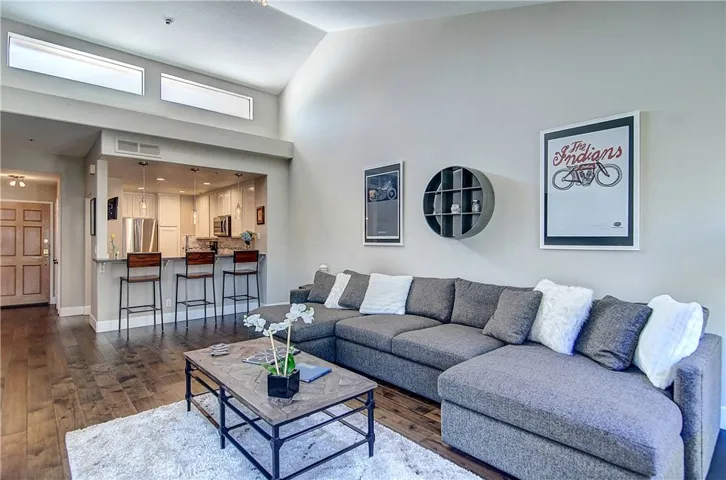 Space & style abound. Plus enjoy the architectural details like clerestory windows, and the raised panel entry door.