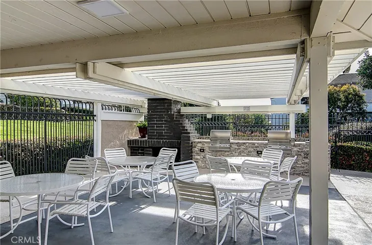 200 Paris Lane Unit 304, Newport Beach, California 92663