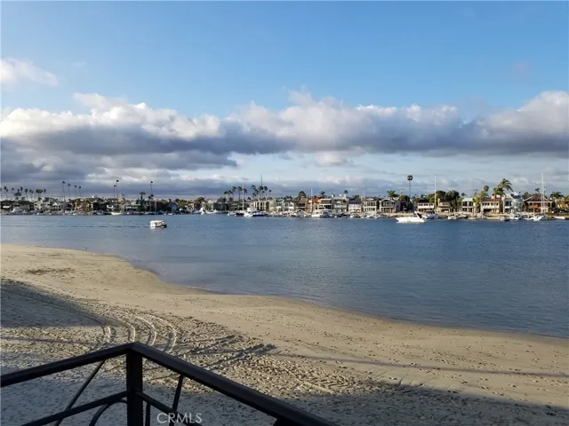6018 E Bay Shore, Long Beach, California 90803