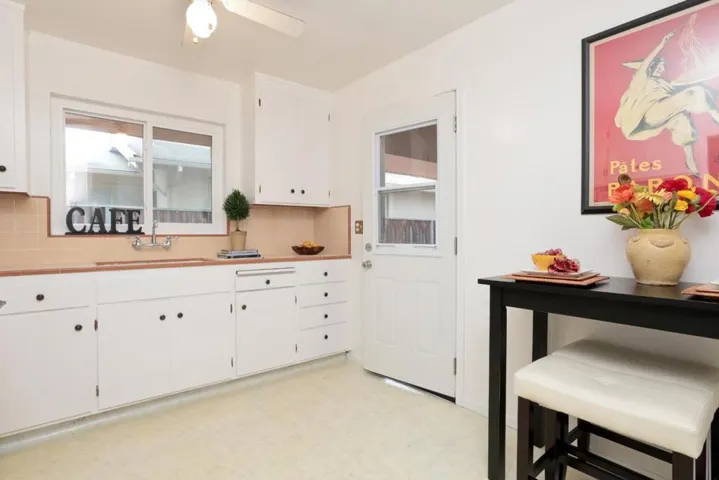 717 Ehrhorn Avenue, Mountain View, California 94041
