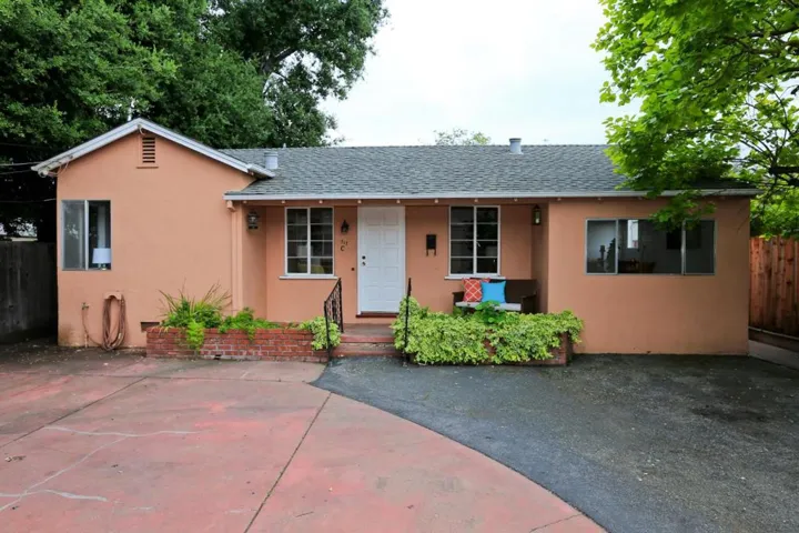717 Ehrhorn Avenue, Mountain View, California 94041