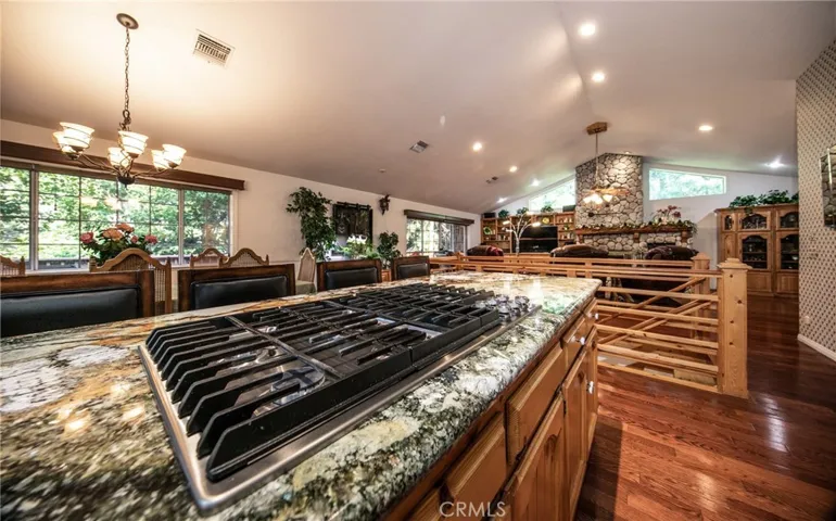 620 Acacia Drive, Crestline, California 92325