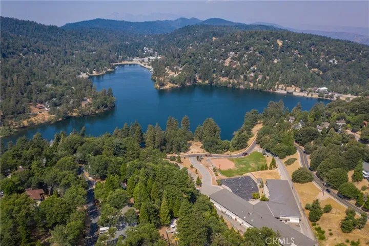 620 Acacia Drive, Crestline, California 92325