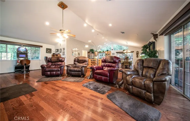 620 Acacia Drive, Crestline, California 92325
