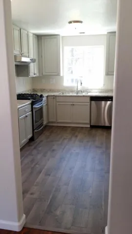 424 Brighton Street, Salinas, California 93907