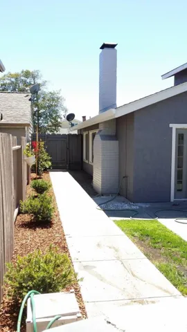 424 Brighton Street, Salinas, California 93907