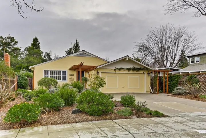 3408 South Court, Palo Alto, California 94306