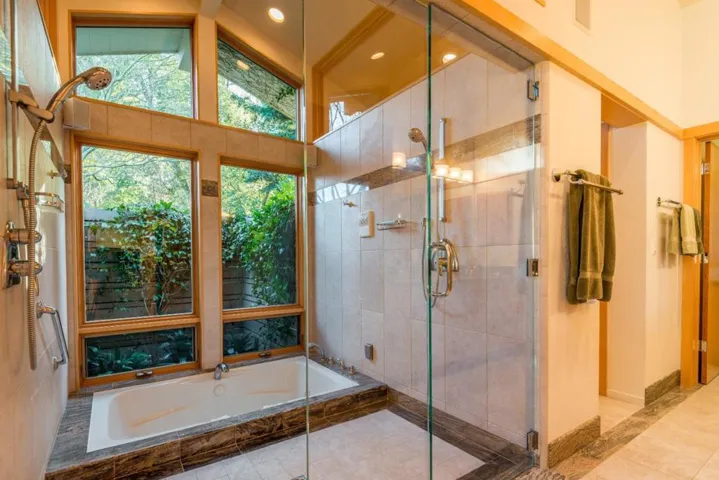 11525 Old Ranch Lane, Los Altos Hills, California 94024