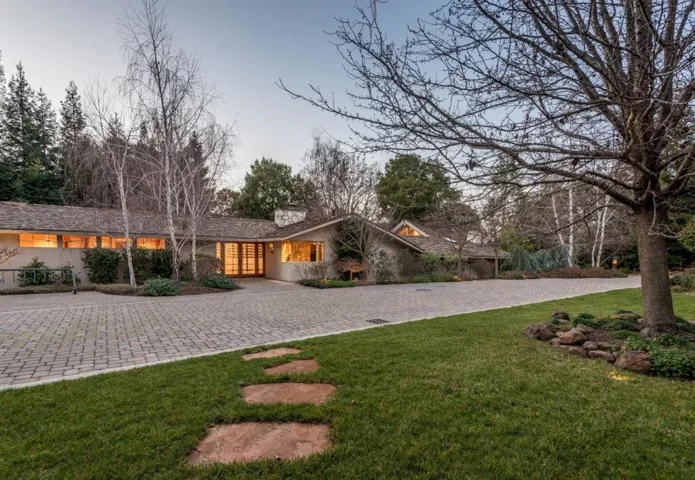 11525 Old Ranch Lane, Los Altos Hills, California 94024