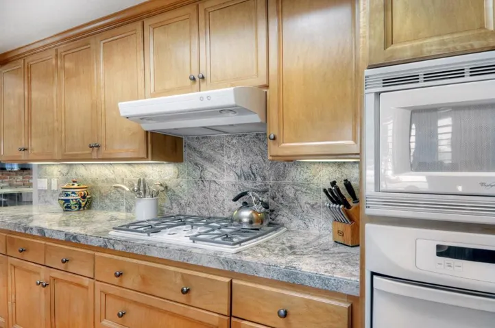 18812 Aspesi Drive, Saratoga, California 95070