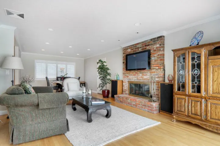 18812 Aspesi Drive, Saratoga, California 95070